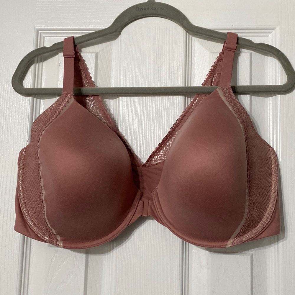 Pink Victoria secret bra